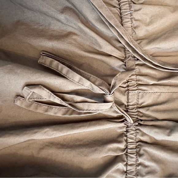 Inc International Concepts Plus Size Olive Green Flutter Sleeve Peplum Blouse 2X - Picture 6 of 8